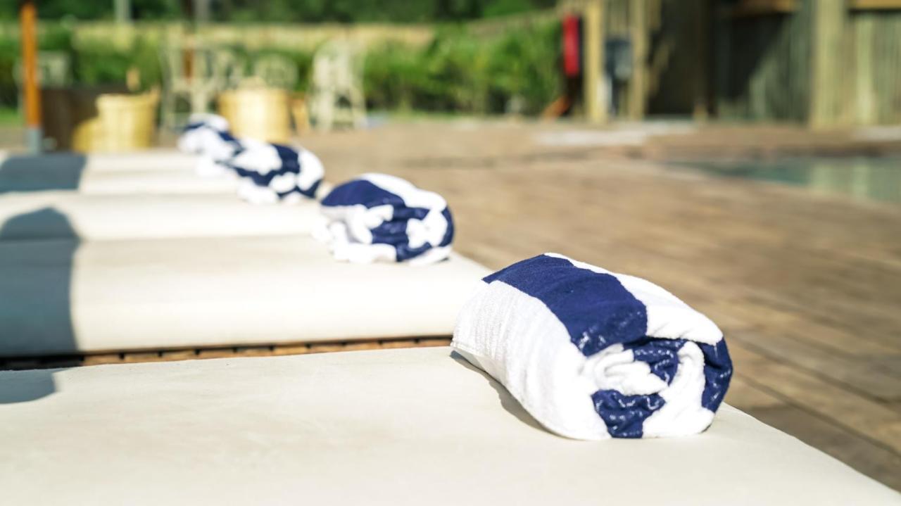 Casagrande Hotel & Beach Club Хосе-Игнасио Экстерьер фото A rolled beach towel
