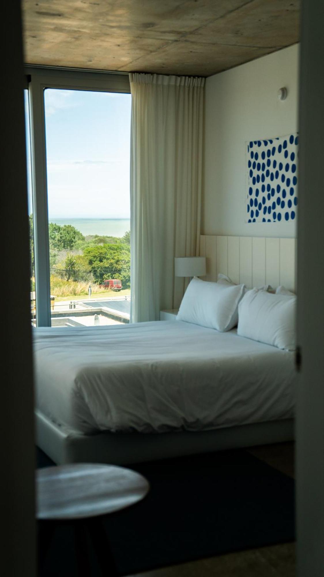 Casagrande Hotel & Beach Club Хосе-Игнасио Экстерьер фото A bedroom at the hotel